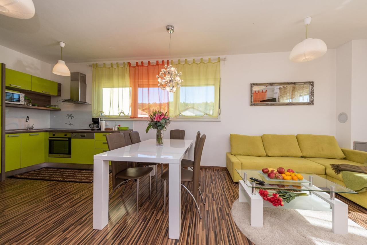 Antonio Apartments Sukošan Εξωτερικό φωτογραφία