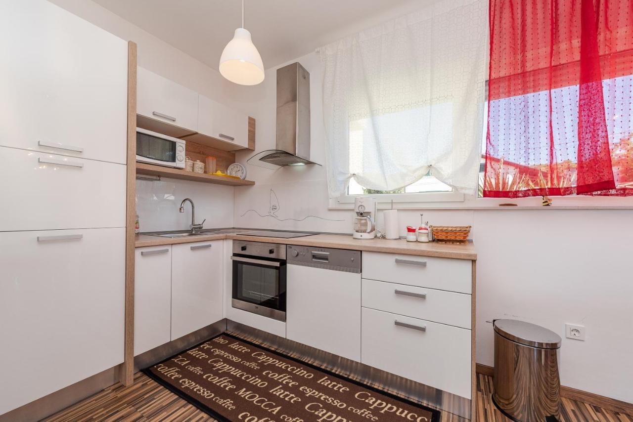 Antonio Apartments Sukošan Εξωτερικό φωτογραφία
